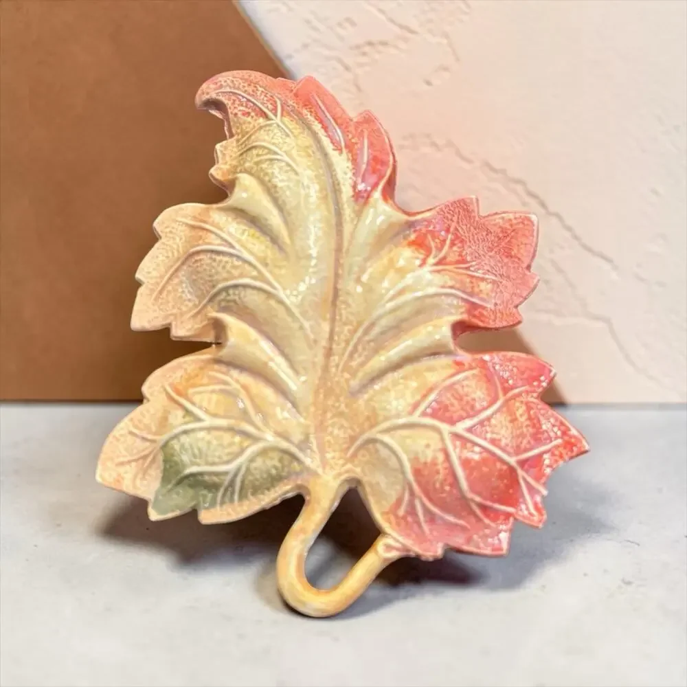Art Deco Autumn Leaf Brooch Early Plastic Coral Cream C Clasp Long Pin
